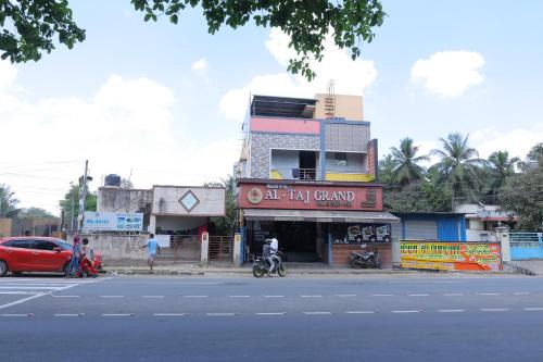 WHITRS INN Vandalur