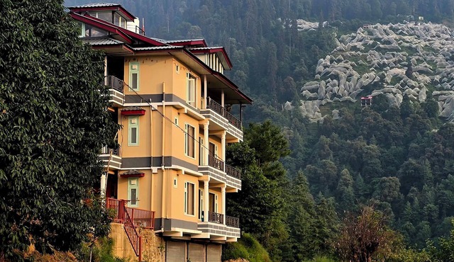 Wild Orchard Vegetarian Homestay (Authentic Himachali Escape)
