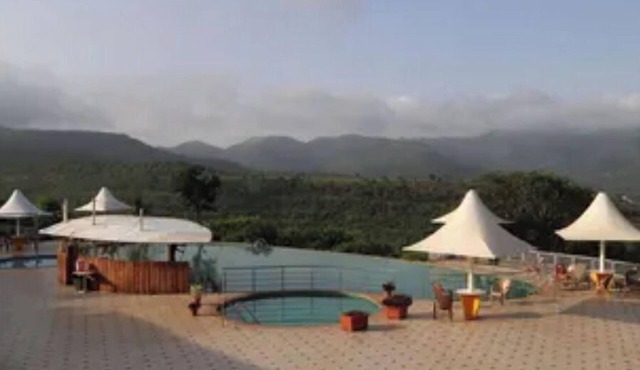 Woods Villa Retreat - Suite 01