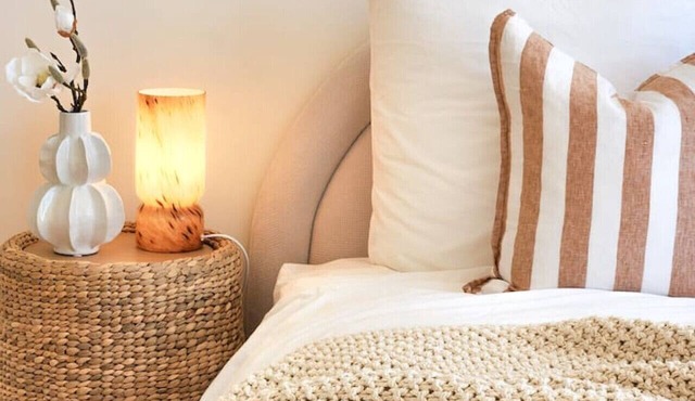 Yaringa ~ Ocean views. Sleeps 12. Sauna. Firepit in Myponga Beach