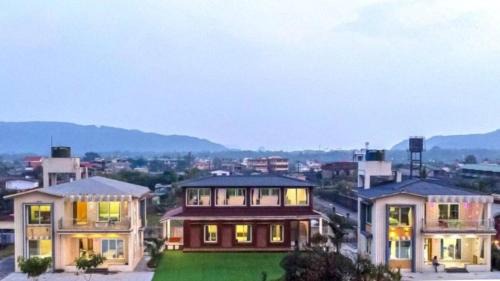 Zenzi Stays 11 BHK With 2 Pools