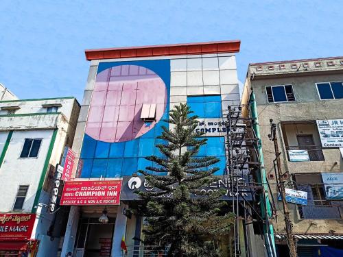 Hotel Champion Inn 