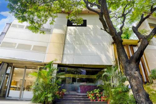 Andheri East 
