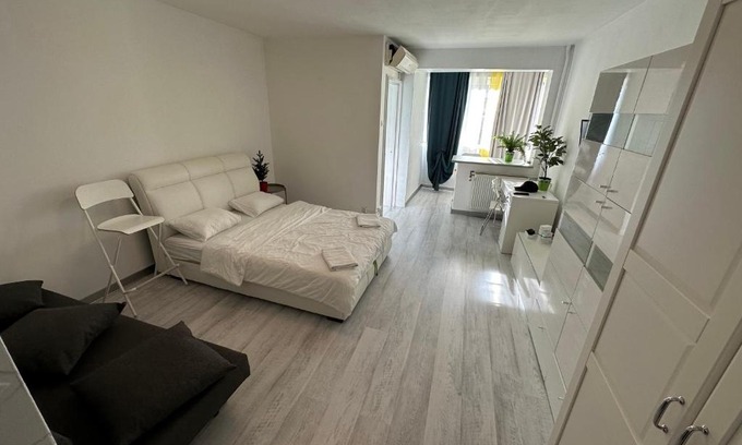 Sector 3 Apartment | grenn apartment 478
