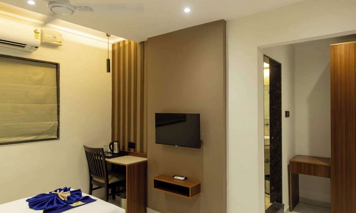 Raipur Hotel | Hiive By Convivial Hotels