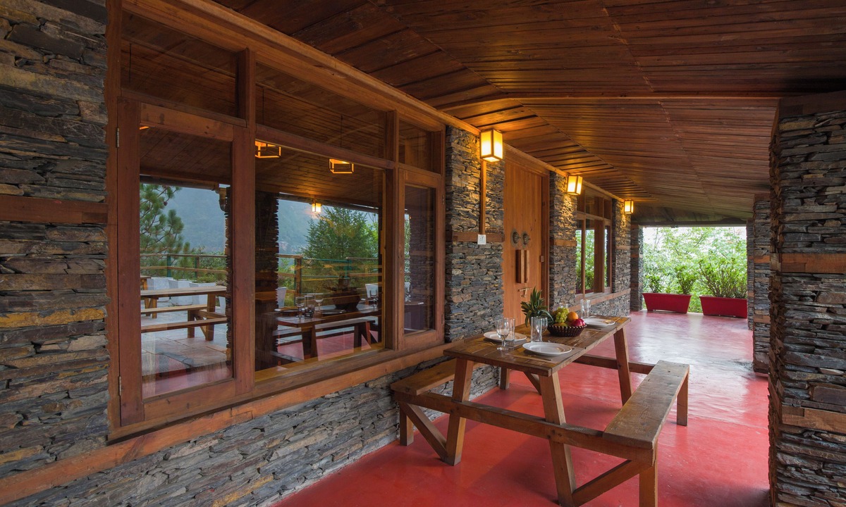 Kandaghat Ski Chalet | Alaya Stays Suro Woodbine Chalet Cottage