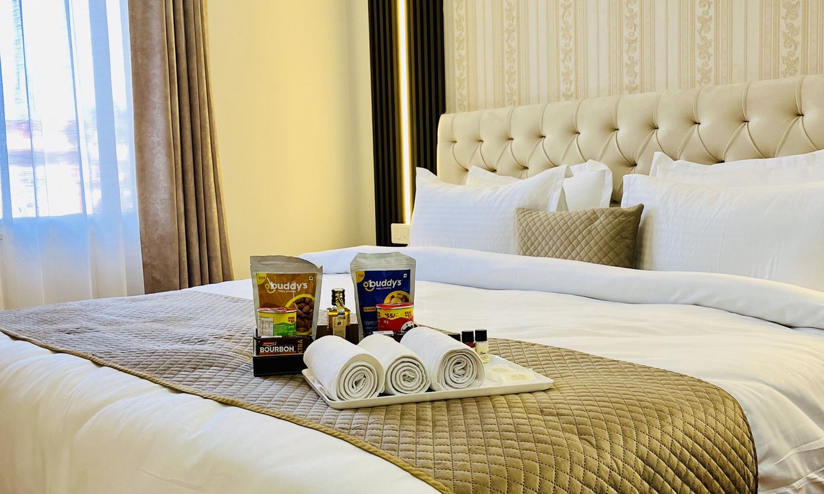 Amer Fort Road Hotel | Hotel Amayra