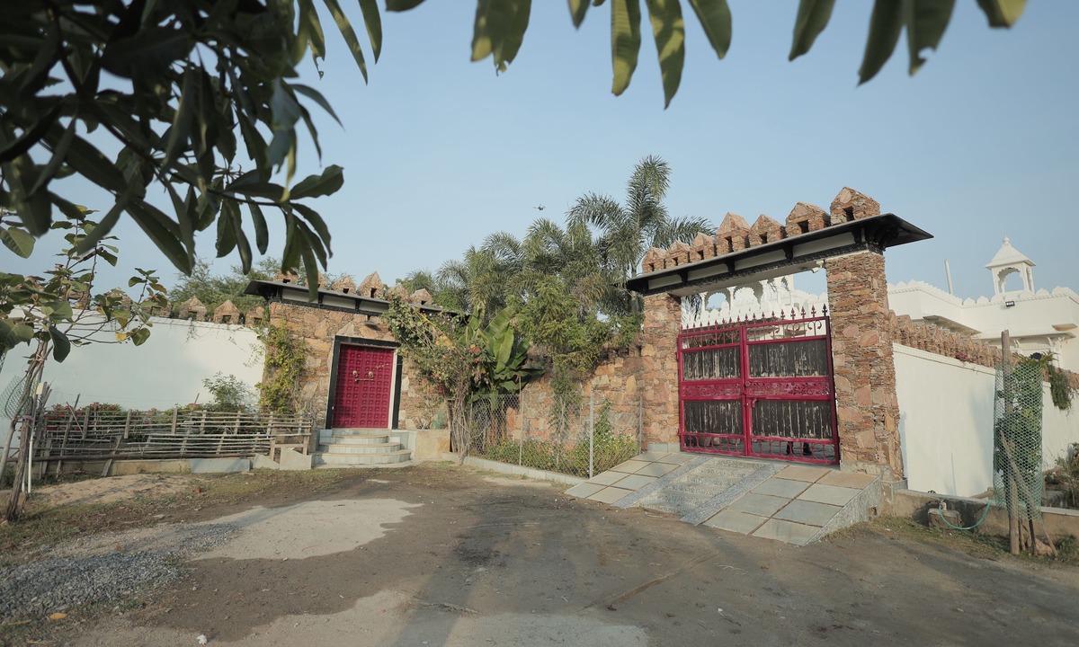 Udaipur Villa | 4BHK Villa in Udaipur with Private Pool, Outdoor Lounge & Hill Views
