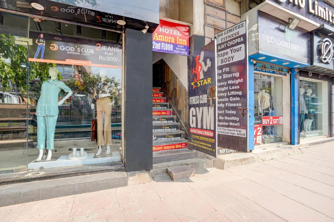 Mukherjee Nagar Hotel | Hotel O Amora Inn