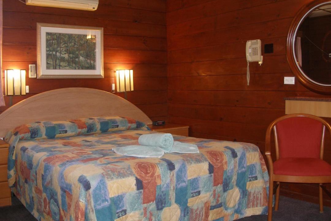 Mount Kuring-gai Hotel | Mt Kuring-Gai Motel