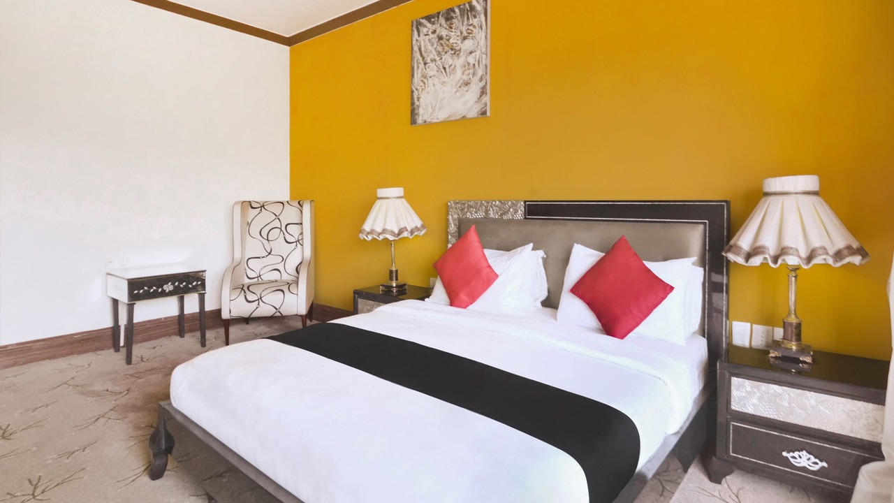 Photo of Bedroom in Aarey Colony