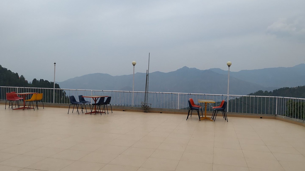 Photo of Outdoor in The Mall Road