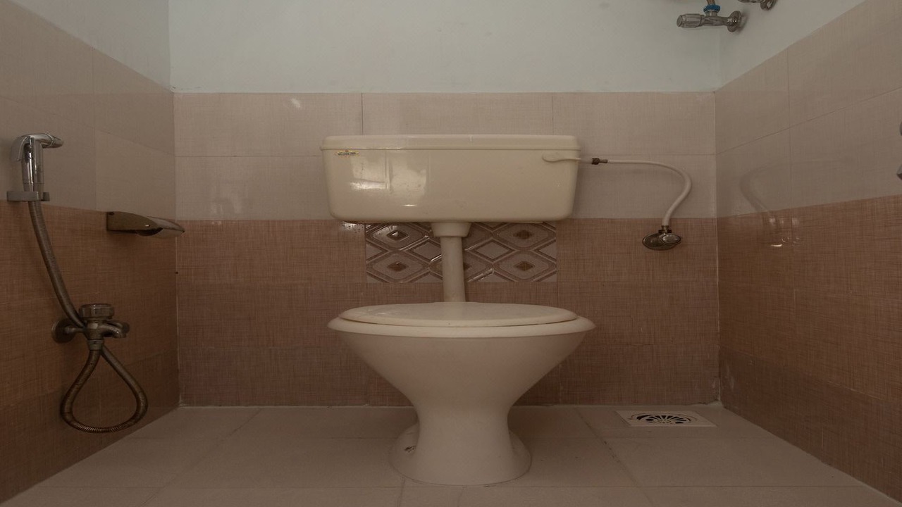 Photo of Bathroom in J B Nagar