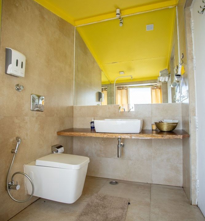Photo of Bathroom in The Mall Road