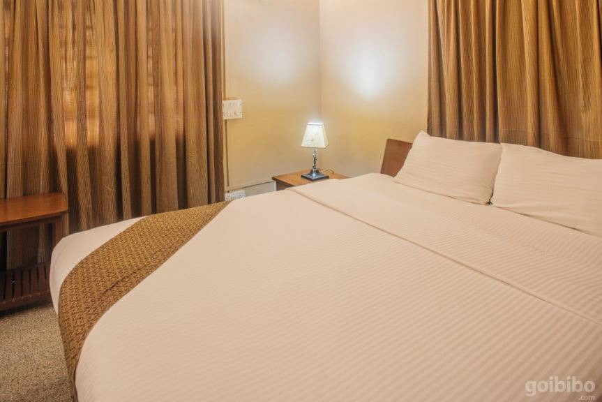 Photo of Bedroom in Thousand Lights West