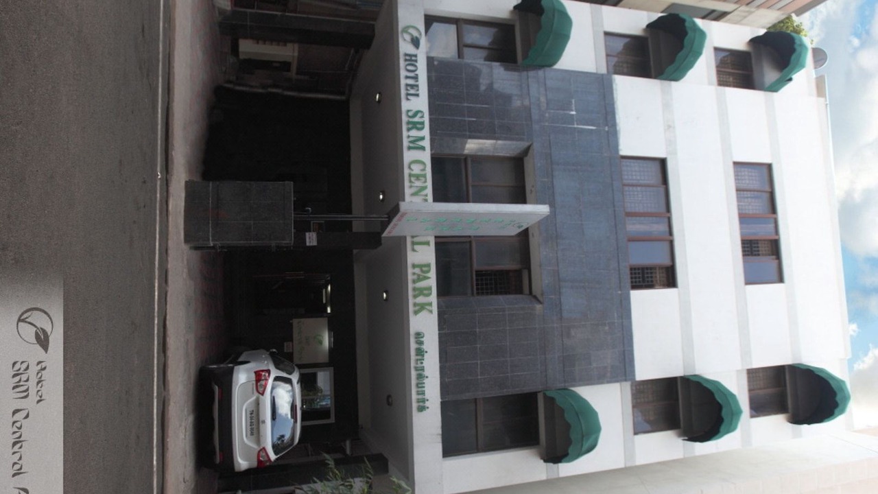 Photo of Buildings in Periamet