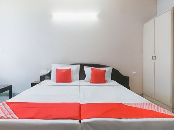 Photo of Bedroom in Salem