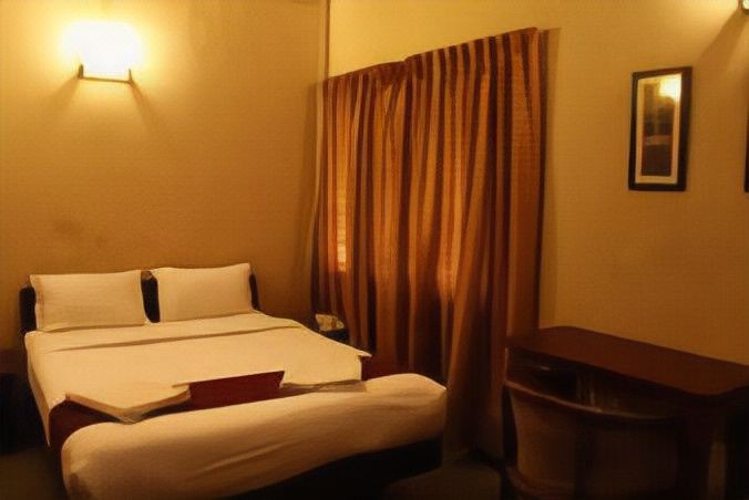Photo of Bedroom in Thousand Lights West