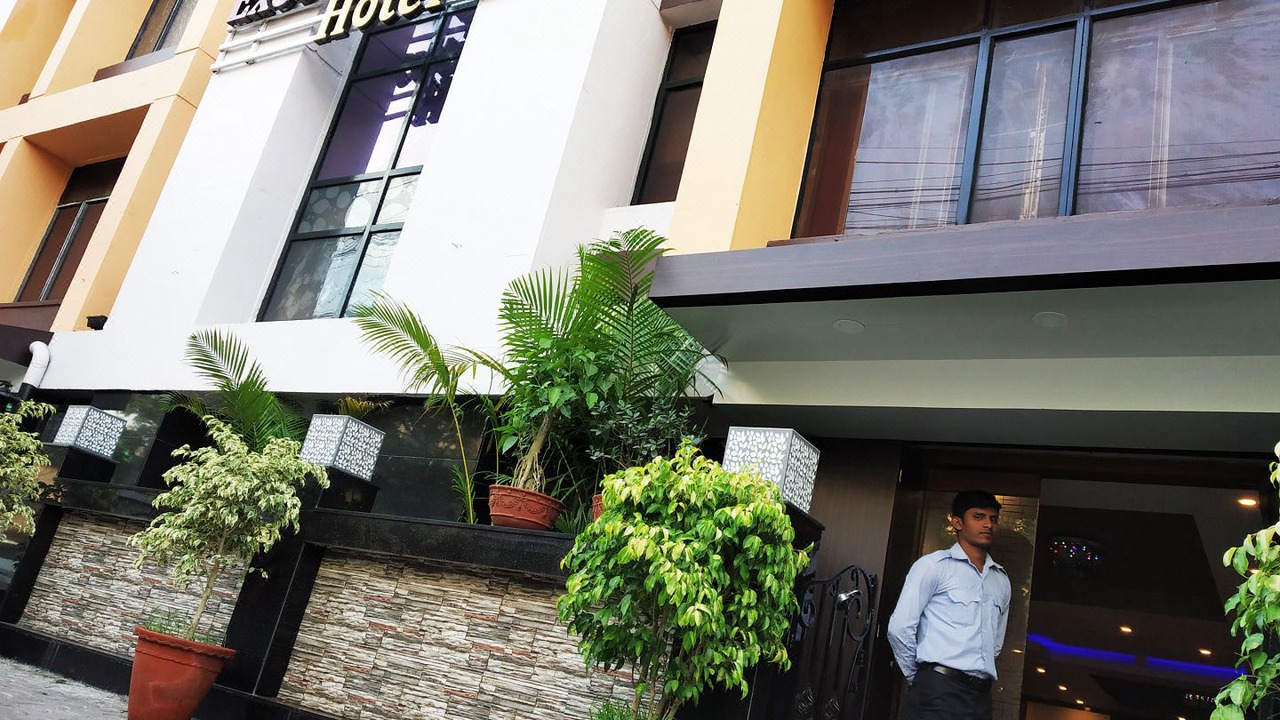 Photo of Buildings in Kolkata