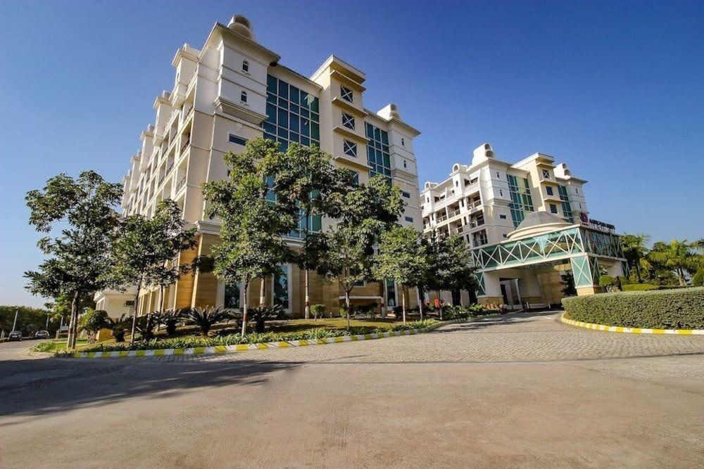 Photo of Buildings in Badheri Rajputan