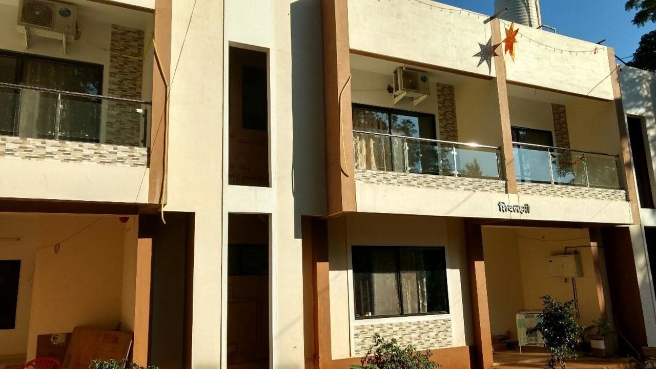 Photo of Buildings in Bhilar
