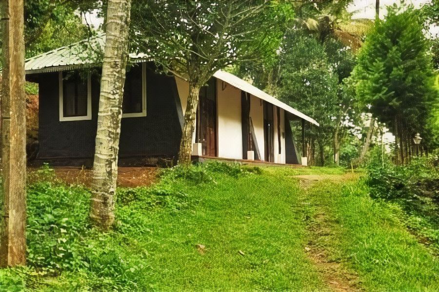 Photo of Buildings in Ramakkalmedu