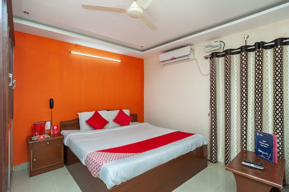 Photo of Bedroom in Srikalahasti