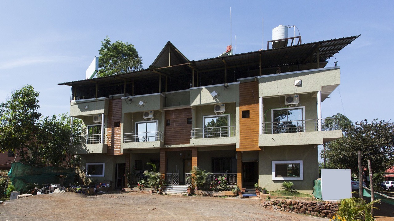 Photo of Buildings in Gureghar