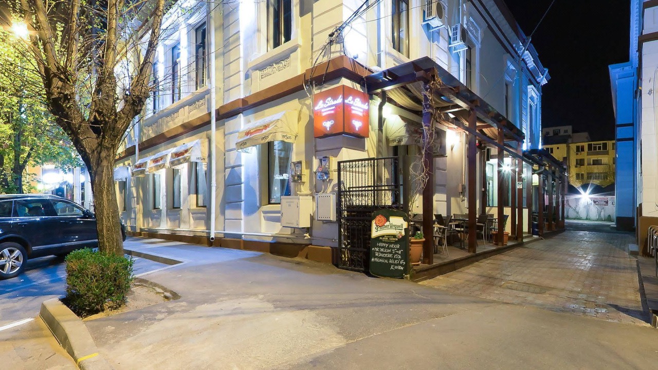 Photo of Buildings in Pitesti