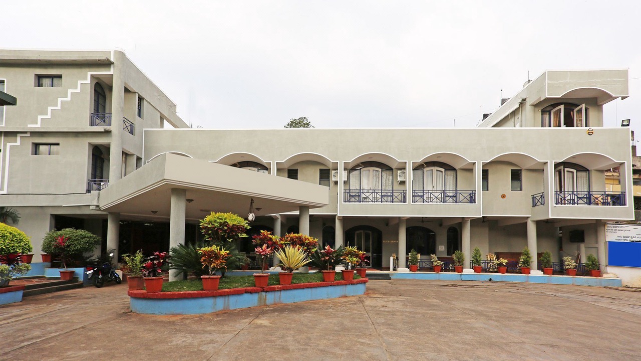 Photo of Buildings in Kushalnagar