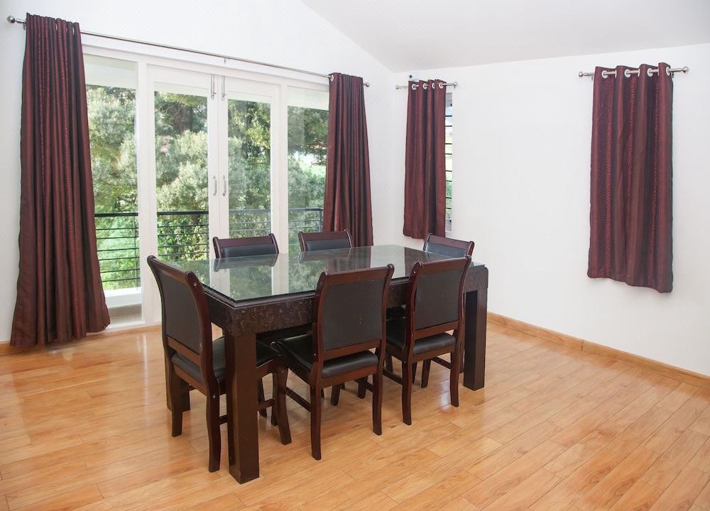 Photo of Livingroom in Ooty