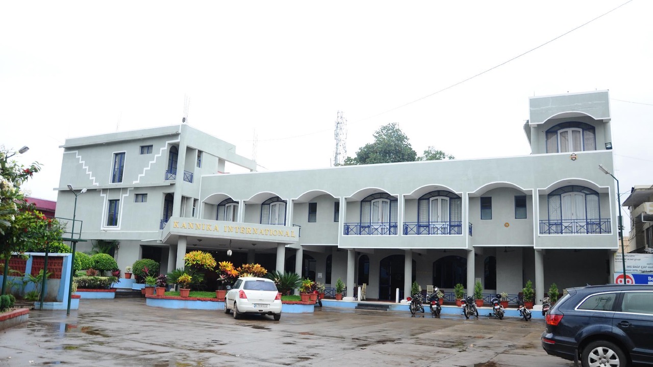 Photo of Buildings in Kushalnagar