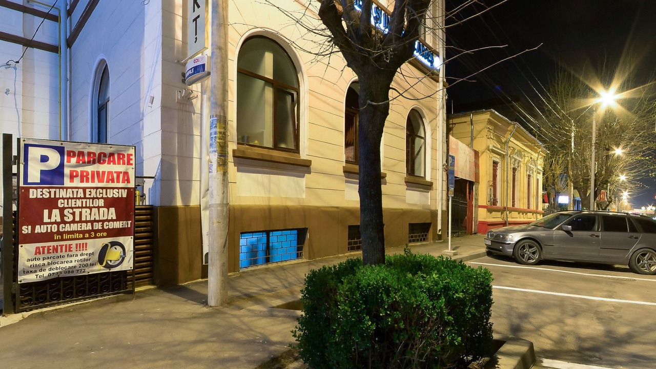 Photo of Buildings in Pitesti