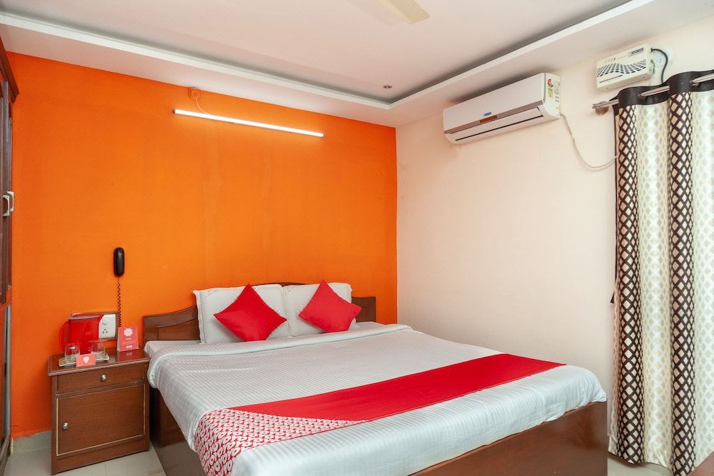 Photo of Bedroom in Srikalahasti