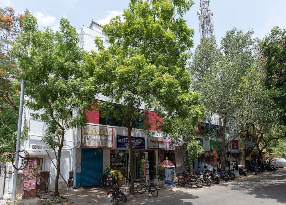 Photo of Buildings in Adyar