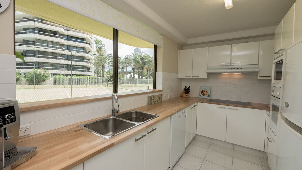Photo of Kitchen in Main Beach