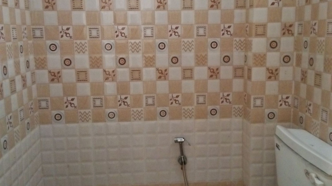 Photo of Bathroom in Kaloor