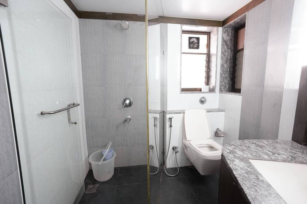 Photo of Bathroom in Marra