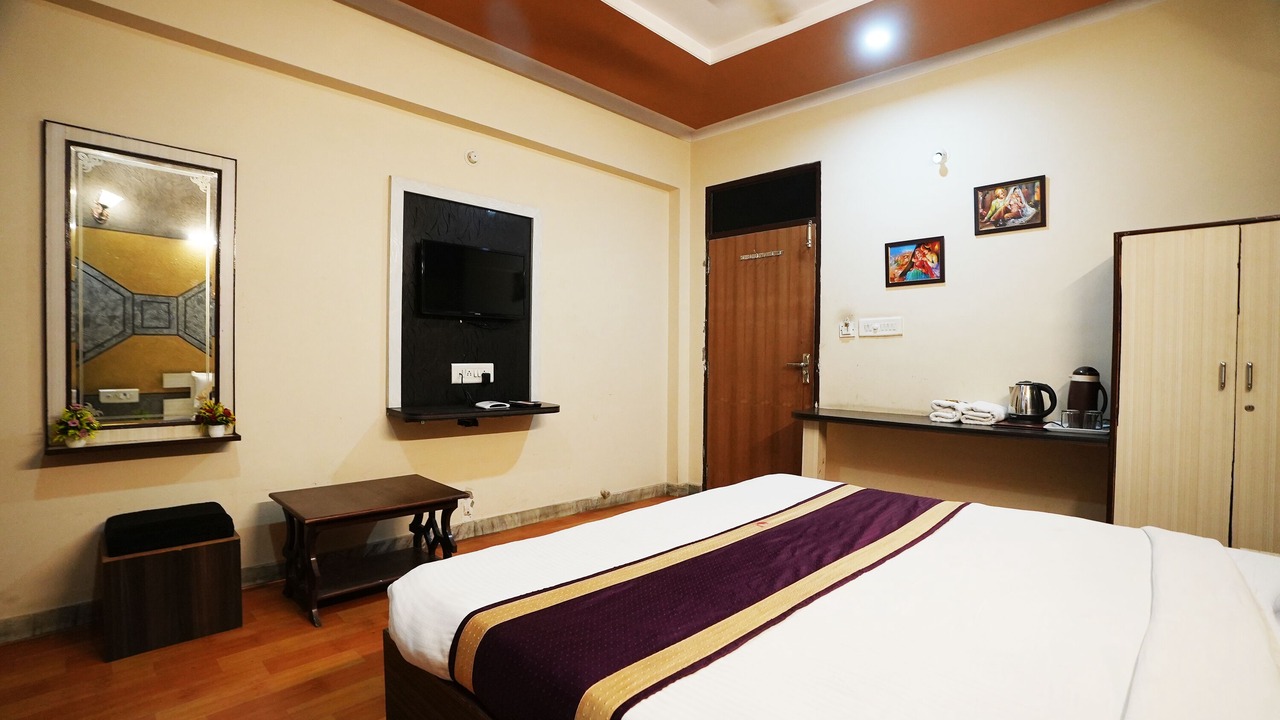 Photo of Bedroom in Central Area