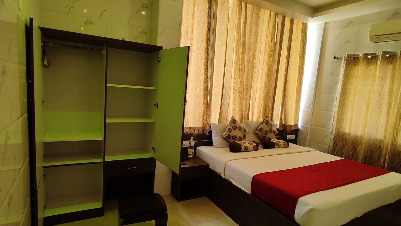 Photo of Bedroom in Tiruchirappalli