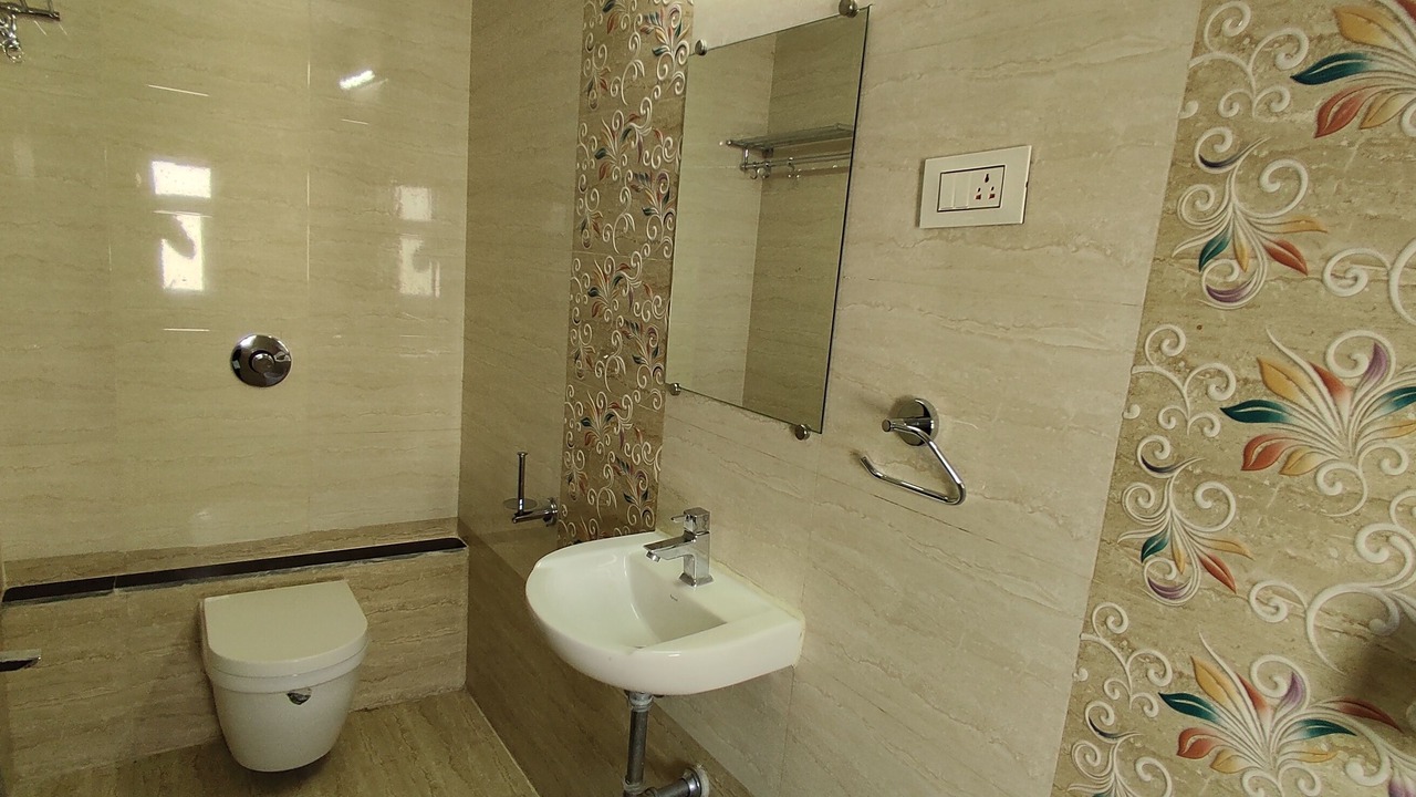 Photo of Bathroom in Tiruchirappalli