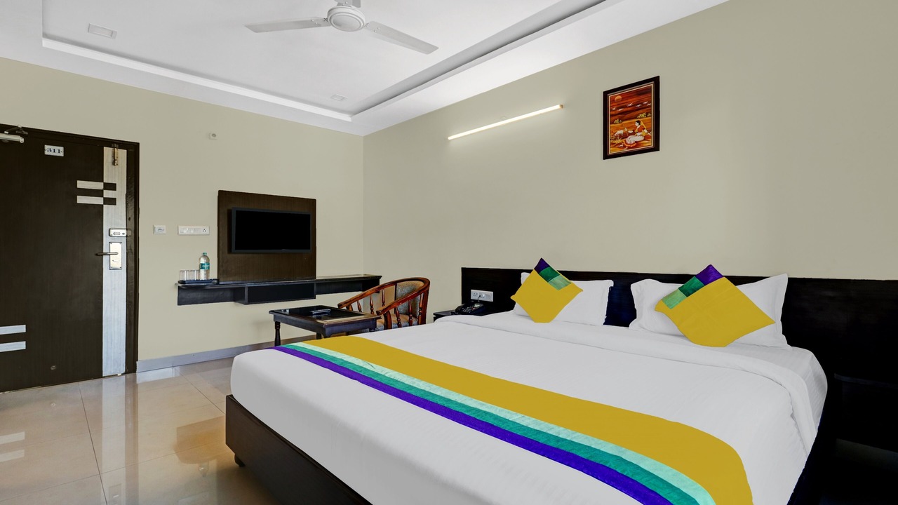 Photo of Bedroom in MVP Colony