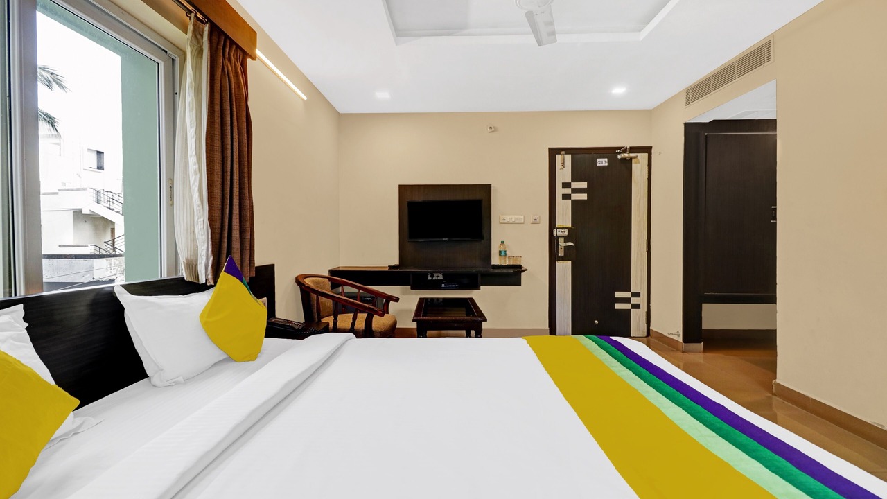 Photo of Bedroom in MVP Colony