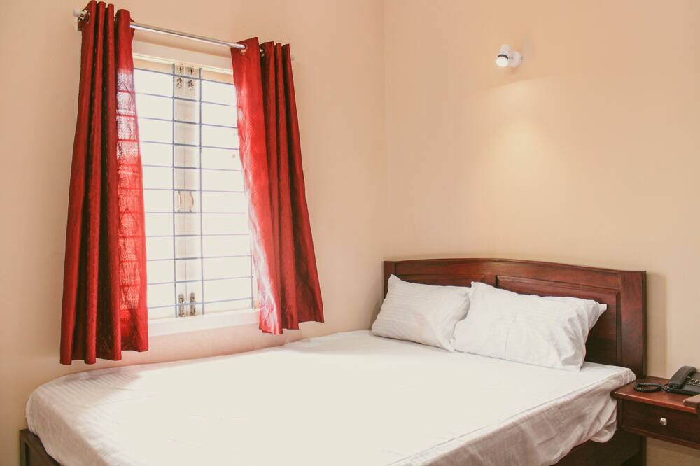 Photo of Bedroom in Tindivanam
