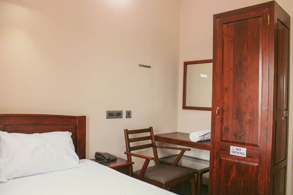 Photo of Bedroom in Tindivanam