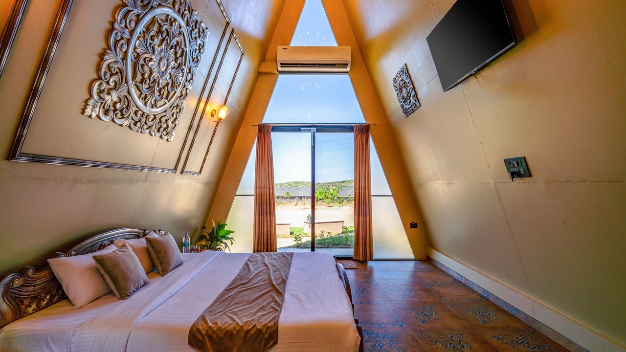 Photo of Bedroom in Ratnagiri