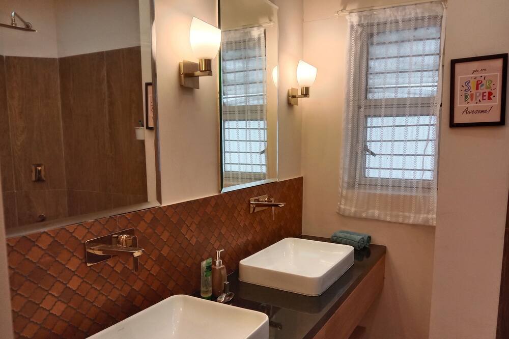 Photo of Bathroom in Koramangala 4th Block