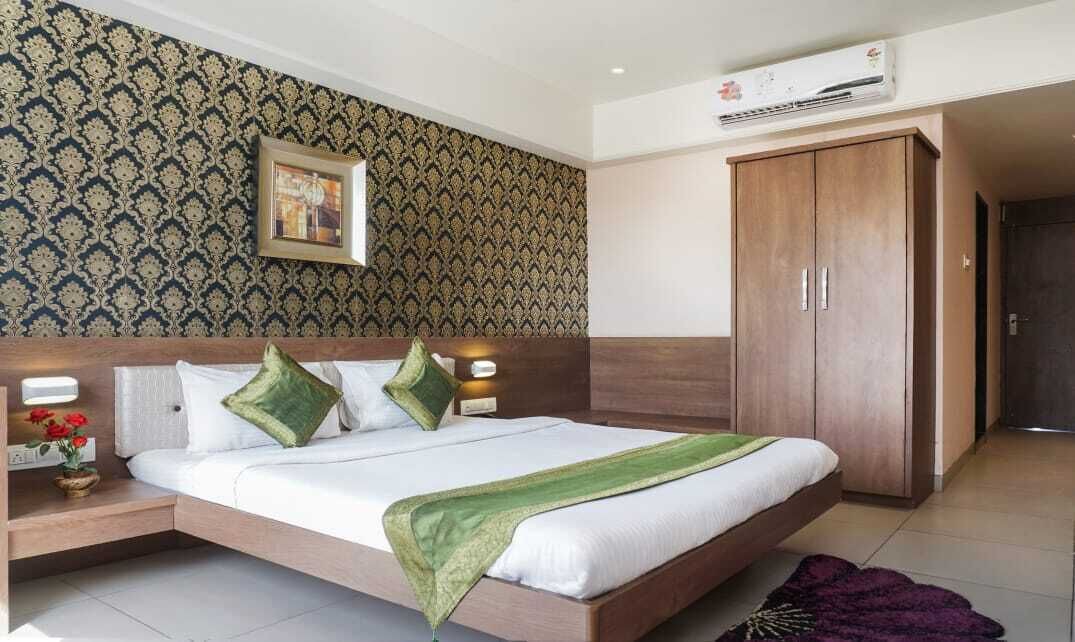 Photo of Bedroom in Satara