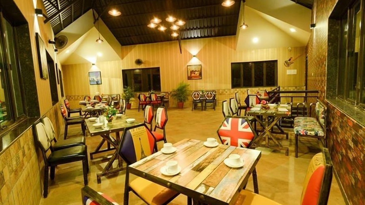Photo of Livingroom in Satara
