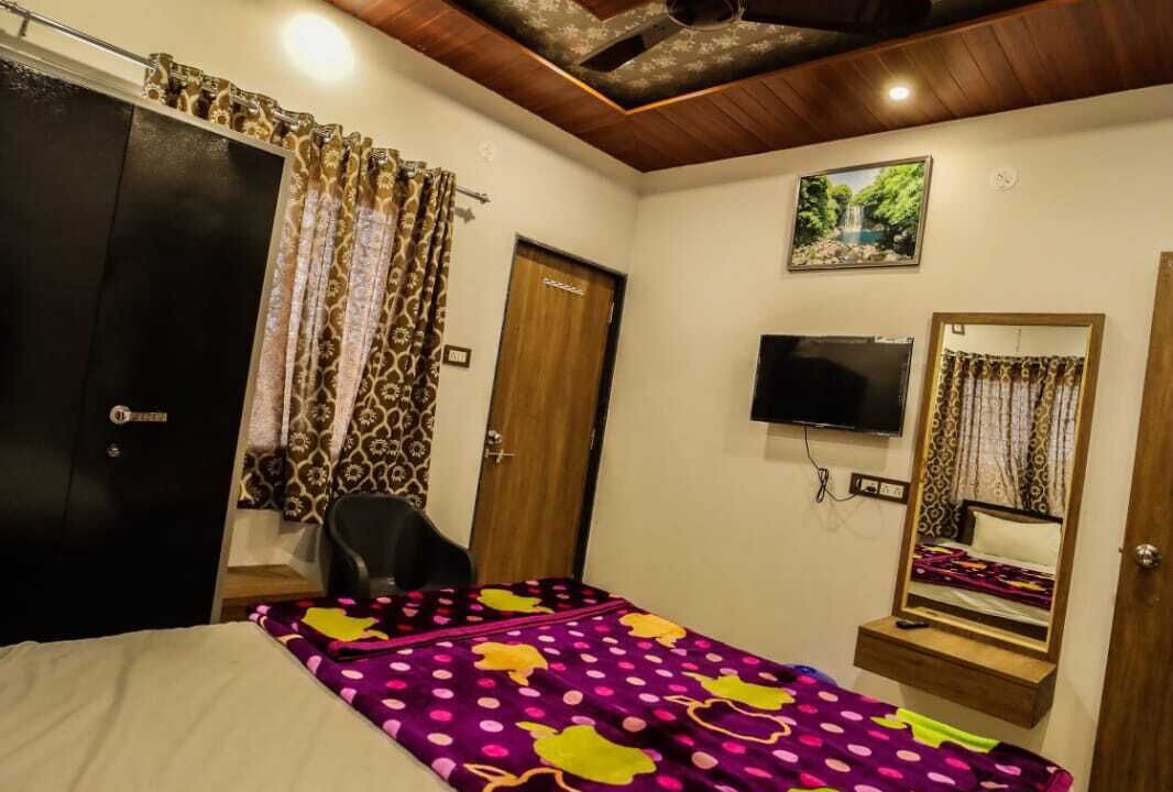 Photo of Bedroom in Panchgani